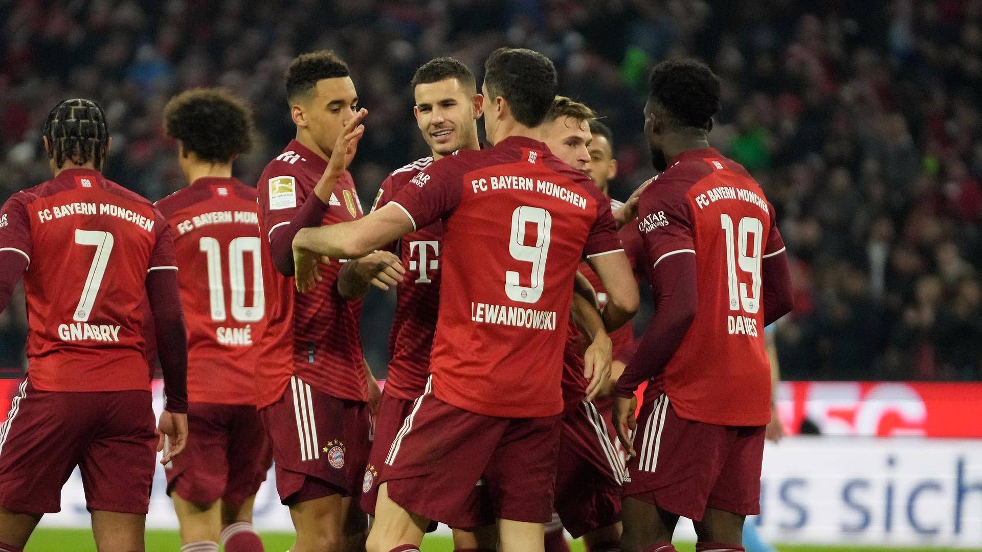 勒沃库森碾压马德里竞技，莱万刷新纪录