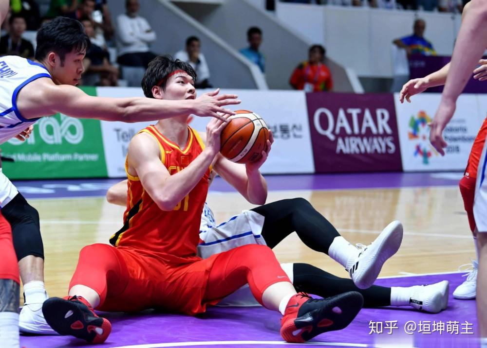 广州队翻盘新疆队，王哲林扛起全队