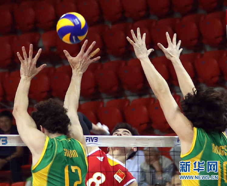 中国队完胜英格兰队,波尔统治全场 中国队完胜英格兰队,波尔统治全场